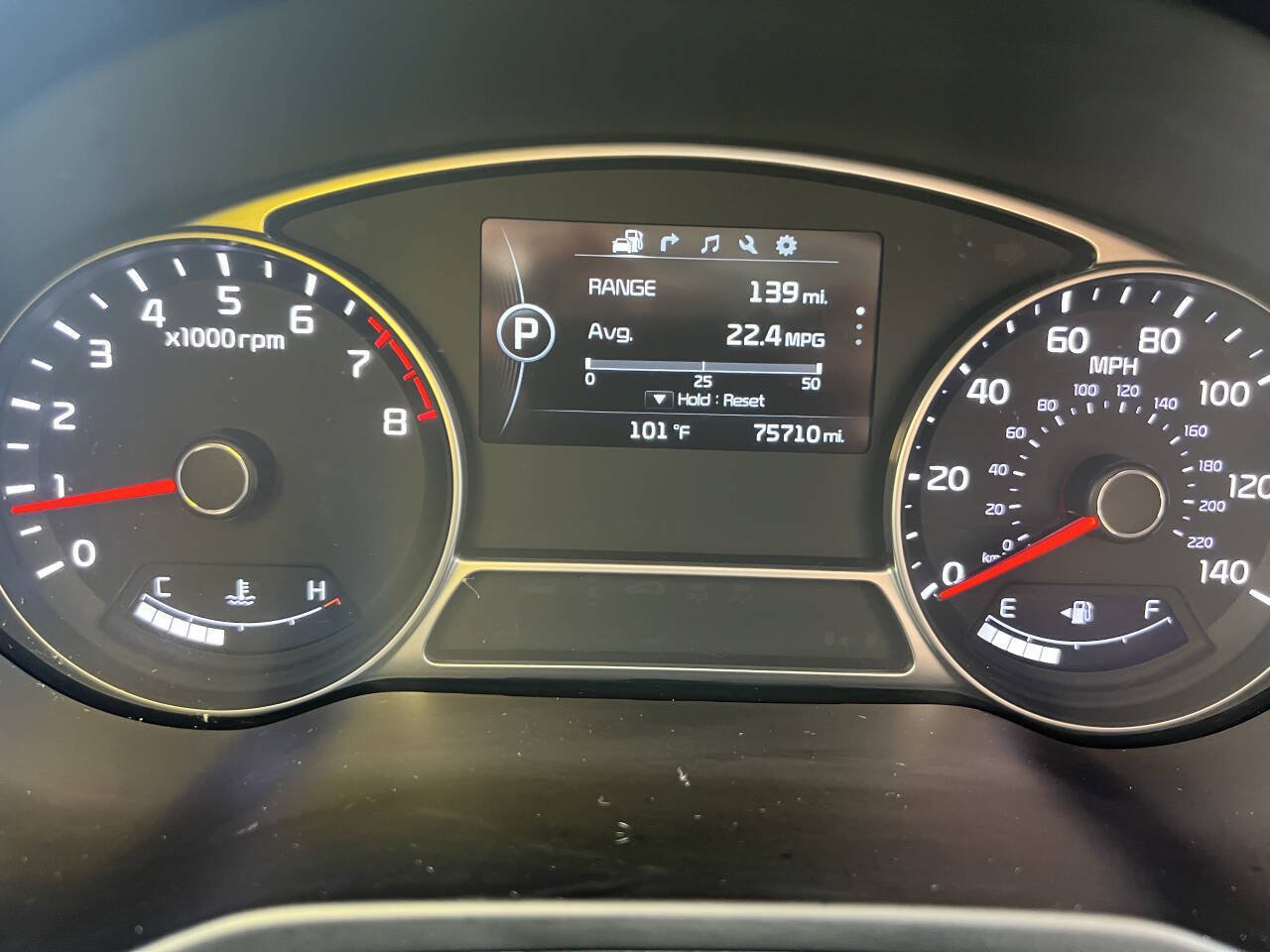 Used 2014 Kia Soul ! w/ Sun & Sound Package FWD image 10