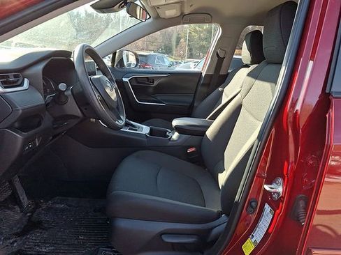 Used 2025 Toyota RAV4 LE AWD/4WD image 13