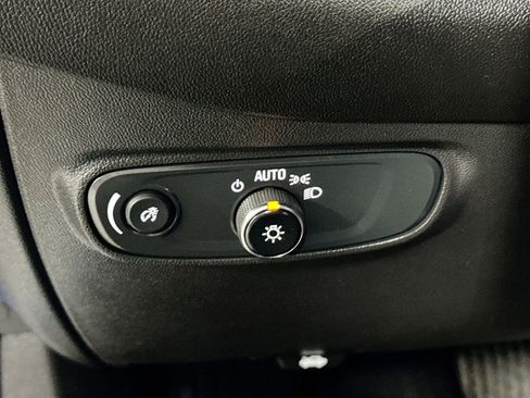 Used 2024 Chevrolet Equinox LT image 6