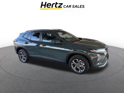 Used 2025 Chevrolet Trax LT