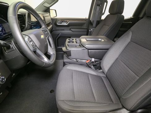 Used 2024 Chevrolet Silverado 1500 LT image 42