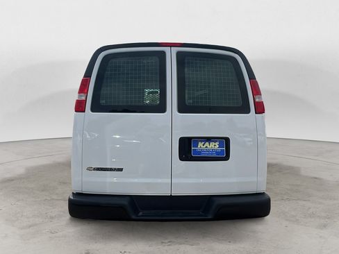 Used 2019 Chevrolet Express 2500 w/ Driver Convenience Package RWD image 5