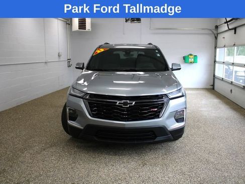 Used 2023 Chevrolet Traverse RS AWD/4WD image 9