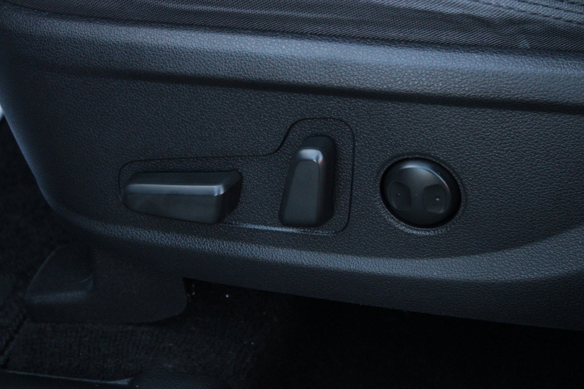 Used 2023 Hyundai Santa Fe SEL AWD/4WD image 17