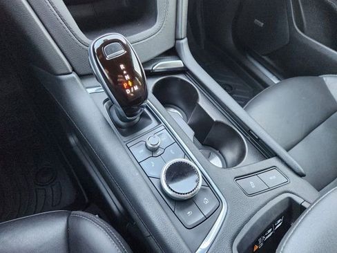 Used 2020 Cadillac XT5 Premium Luxury image 23