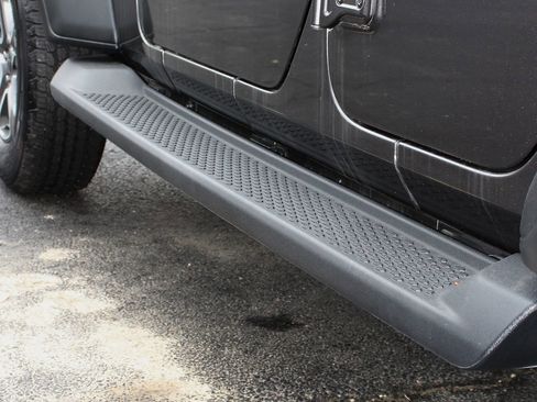 Used 2022 Jeep Wrangler Unlimited Sport image 12