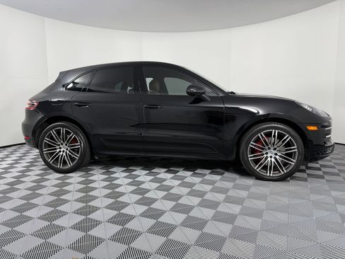 Used 2018 Porsche Macan Turbo image 8