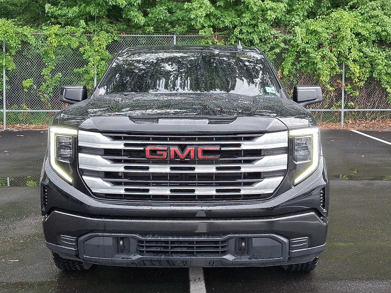 Certified 2024 GMC Sierra 1500 SLE AWD/4WD image 2
