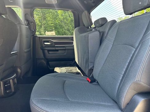 Certified 2025 RAM 2500 Big Horn AWD/4WD image 20