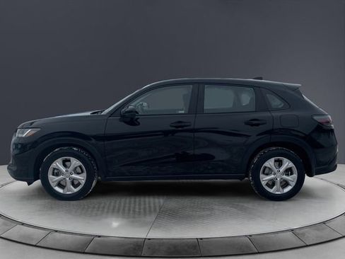 Certified 2023 Honda HR-V LX image 2