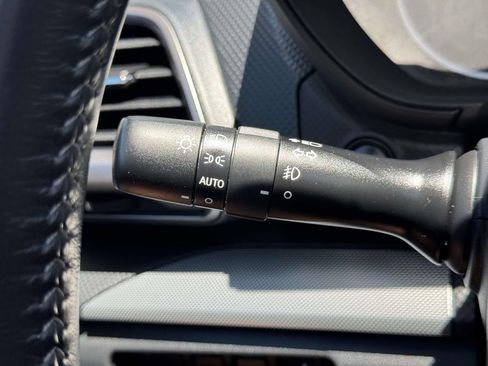 Used 2019 Subaru Forester Limited AWD/4WD image 23