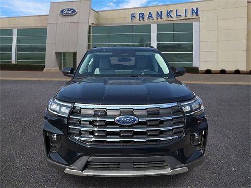 New 2025 Ford Explorer Active w/ Active Comfort Package image 2