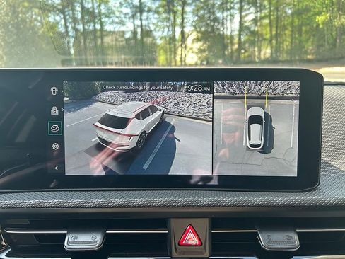 Used 2025 Kia EV6 Wind image 12