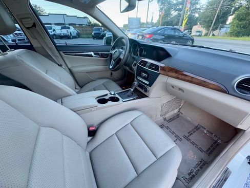 Used 2012 Mercedes-Benz C 300 4MATIC Sedan image 13