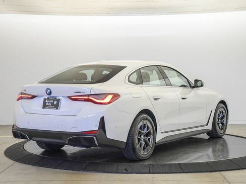 Used 2023 BMW i4 eDrive40 RWD image 4