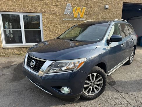Used 2013 Nissan Pathfinder SL image 4