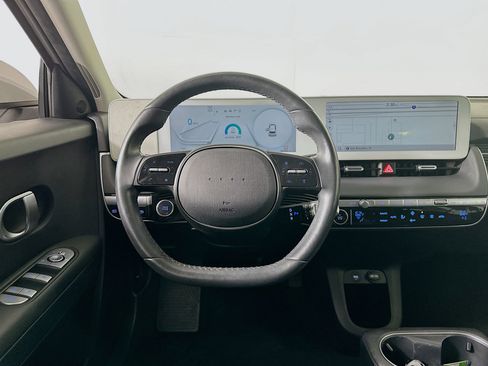 Used 2024 Hyundai Ioniq 5 SEL RWD image 17