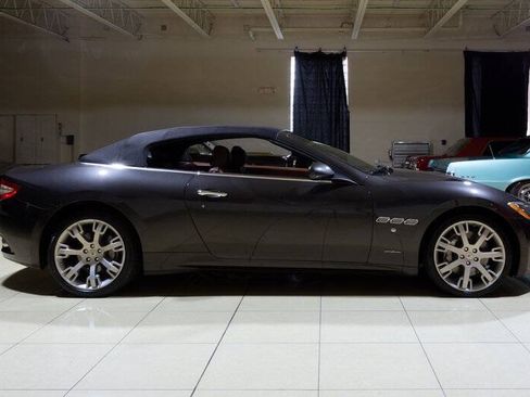 Used 2012 Maserati GranTurismo Convertible RWD image 29
