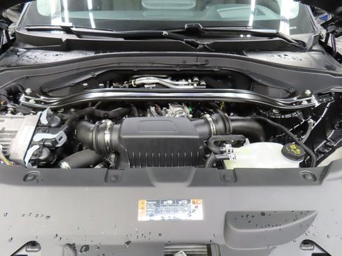 Used 2025 Lincoln Aviator Reserve w/ Jet Appearance Package image 35