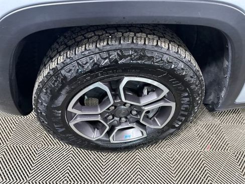 Used 2022 Jeep Grand Cherokee Trailhawk image 10