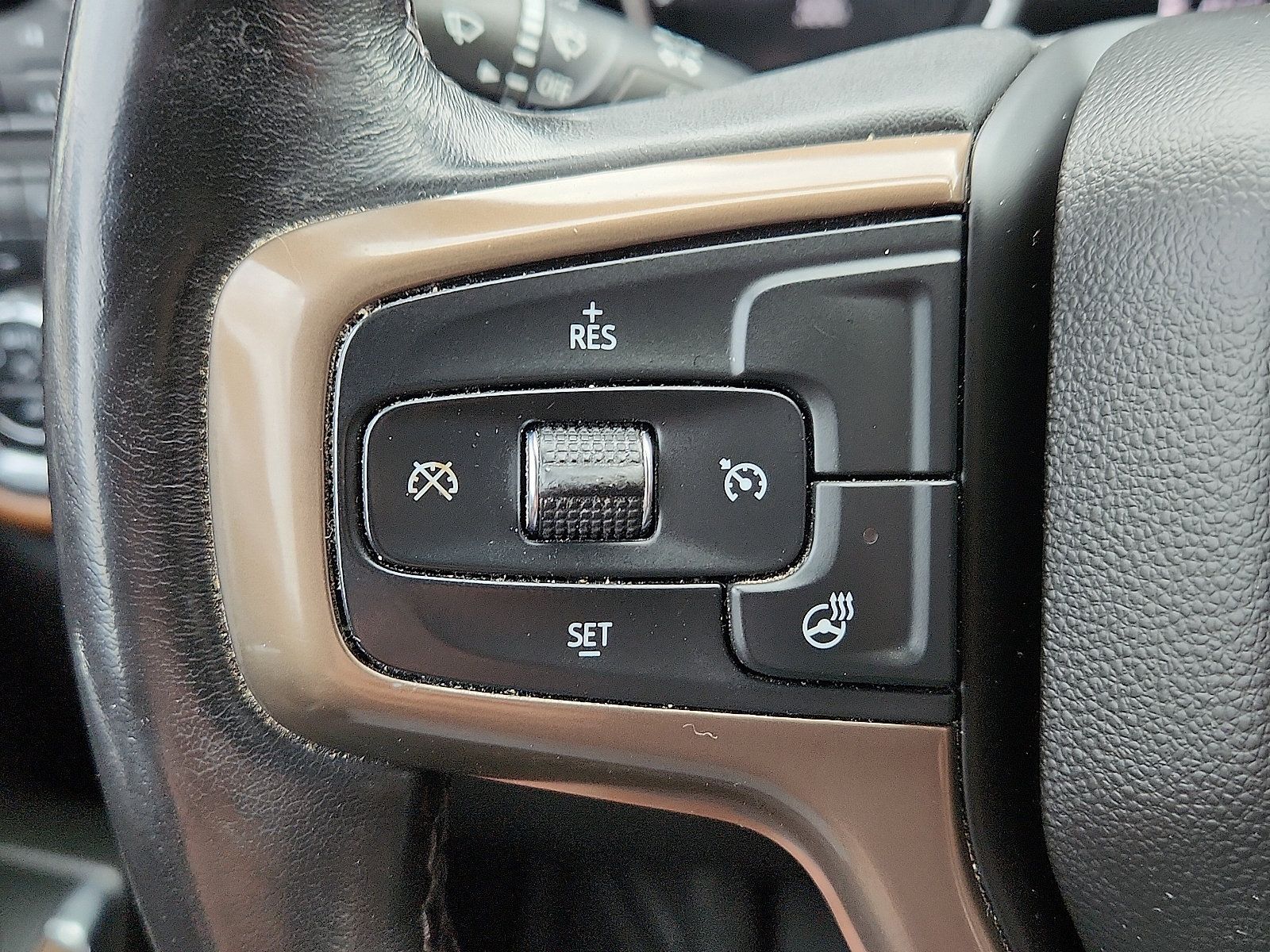 Used 2022 Chevrolet Silverado 2500 High Country AWD/4WD image 18