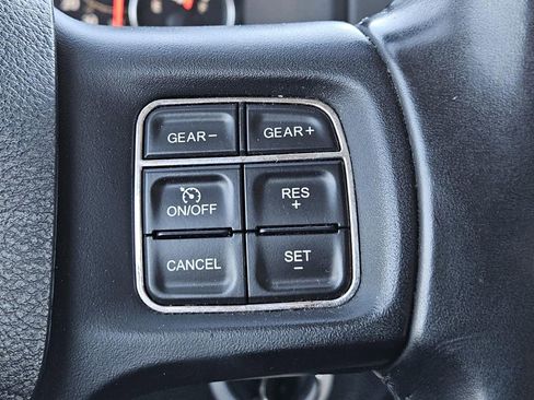 Used 2018 RAM 1500 Lone Star image 21