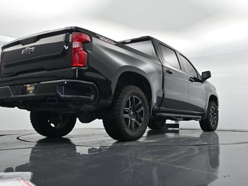 Used 2022 Chevrolet Silverado 1500 Custom Trail Boss w/ Midnight Edition AWD/4WD image 31