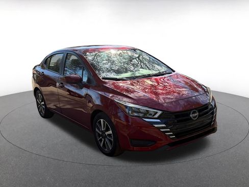 Used 2025 Nissan Versa SV image 1