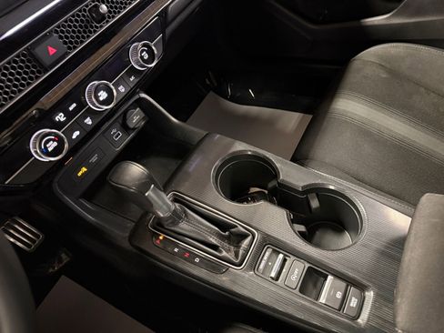 Used 2024 Honda Civic Sport image 32