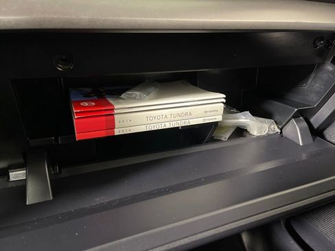 Used 2016 Toyota Tundra SR5 w/ SR5 Upgrade Package image 25