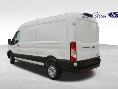 New 2026 Ford Transit 250 148 Medium Roof w/ Load Area Protection Package RWD image 4