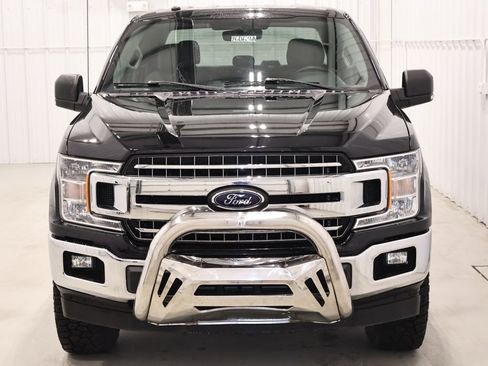Used 2018 Ford F150 XLT w/ Equipment Group 302A Luxury image 4