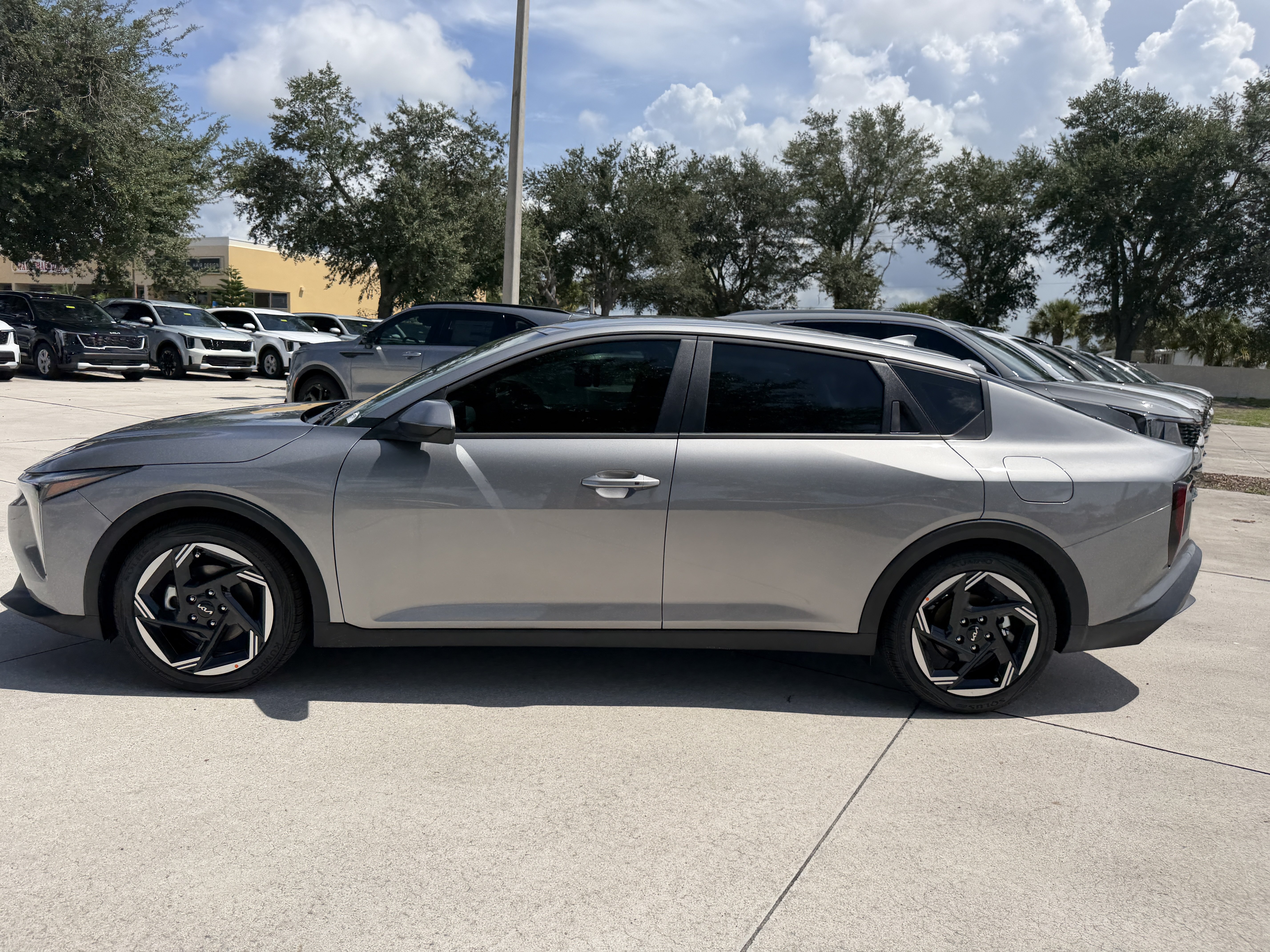 New 2026 Kia K4 EX FWD image 5