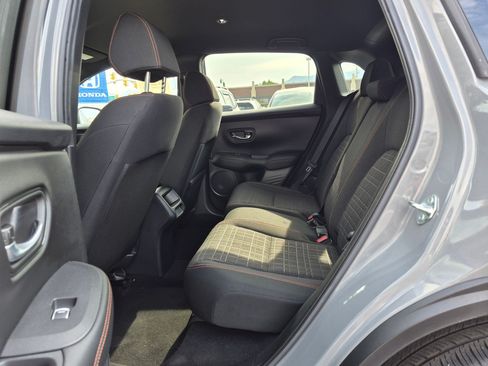 Used 2024 Honda HR-V Sport image 27
