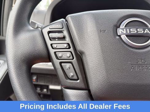 Used 2025 Nissan Frontier SV AWD/4WD image 15