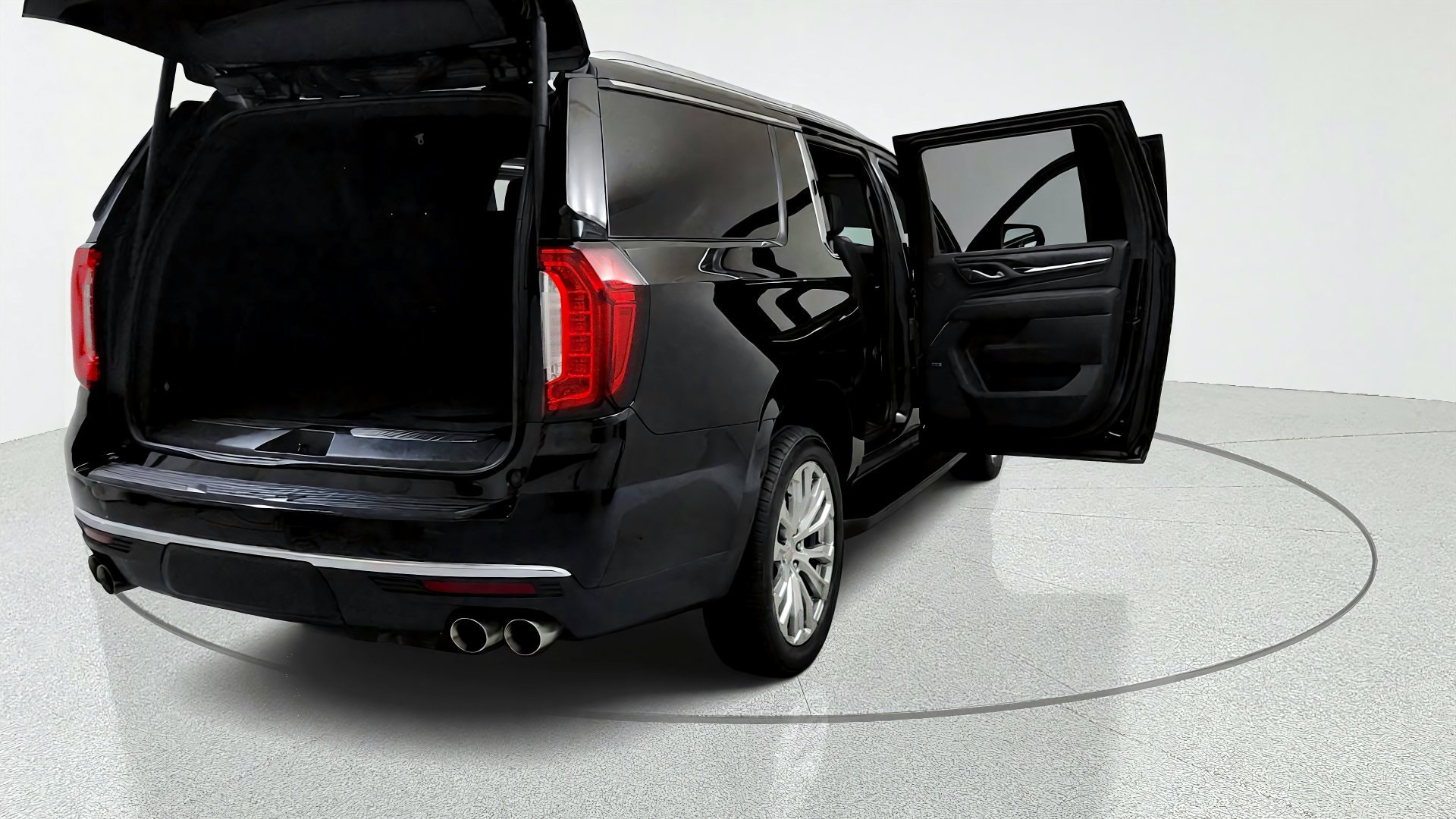 Used 2024 GMC Yukon XL Denali AWD/4WD image 12
