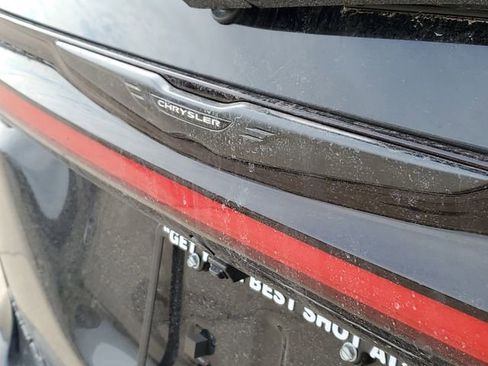 New 2026 Chrysler Pacifica Select image 10