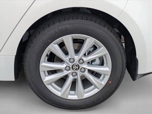 New 2026 Toyota Corolla SE image 10