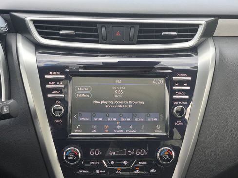 Certified 2024 Nissan Murano SL image 17