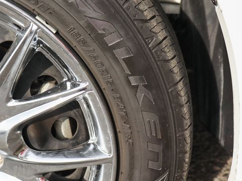 Used 2020 Honda Fit LX image 36