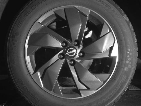 Used 2025 Nissan Rogue SV image 14