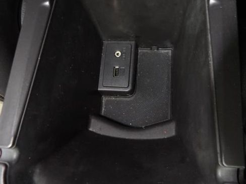 Used 2016 Ford Transit Connect Titanium FWD image 32