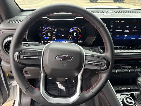 Used 2024 Chevrolet Colorado Z71 w/ Z71 Convenience Package 2 image 21