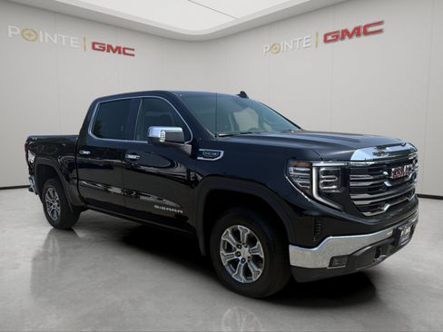 Used 2026 GMC Sierra 1500 SLT AWD/4WD image 1
