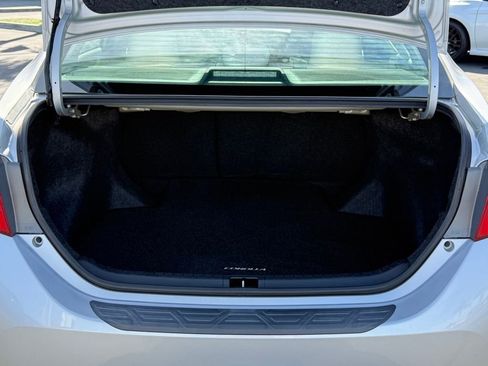 Used 2016 Toyota Corolla LE image 15