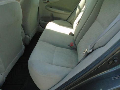 Used 2009 Toyota Corolla LE w/ All Weather Guard Pkg FWD image 16