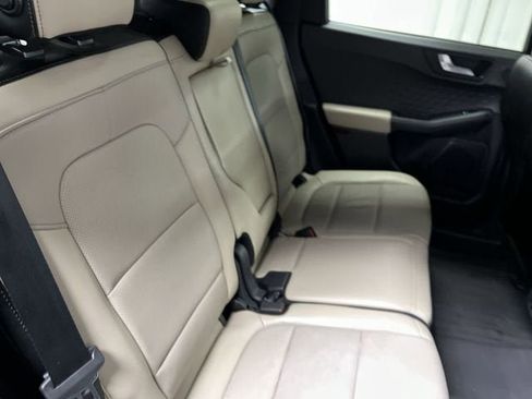 Used 2020 Ford Escape Titanium AWD/4WD image 28