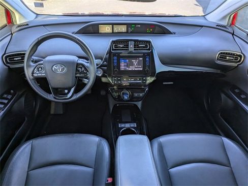 Used 2019 Toyota Prius XLE image 14