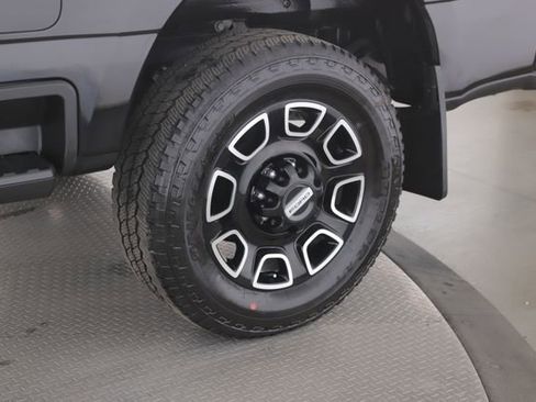Used 2026 Ford F250 Platinum AWD/4WD image 13