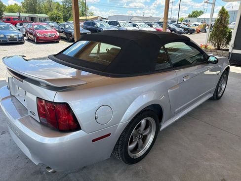 Used 2003 Ford Mustang GT RWD image 8